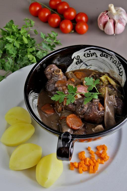 Hotel Le Coin Des Halles 카오르 외부 사진