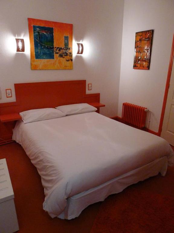 Hotel Le Coin Des Halles 카오르 외부 사진